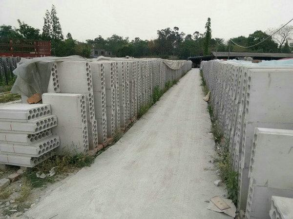 石膏砌塊廠家生產(chǎn)成品