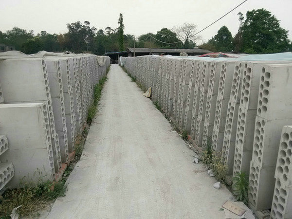 石膏砌塊廠家生產(chǎn)成品