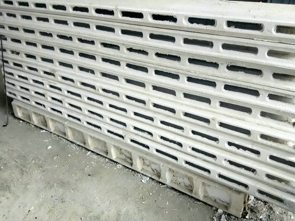 雙層輕質(zhì)隔墻板