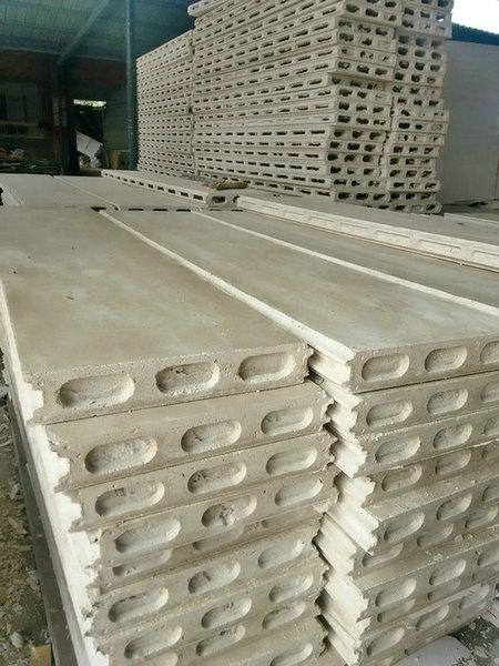 復合輕質隔墻板成品倉庫